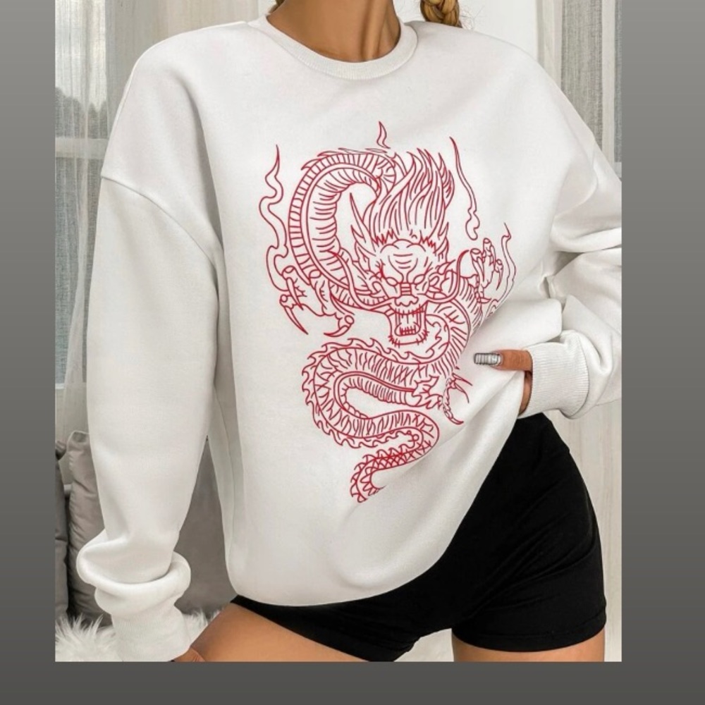 Chinese dragon, white slightly oversized pullover sweater
